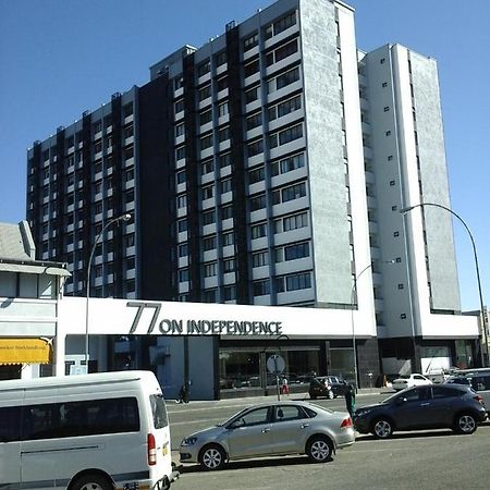 77 On Independence Apartments ウィントフーク エクステリア 写真